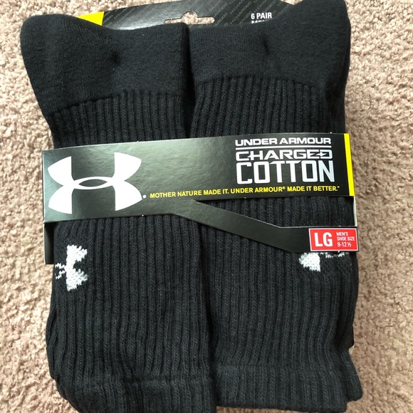 Under Armour Other - Under Armour crew socks